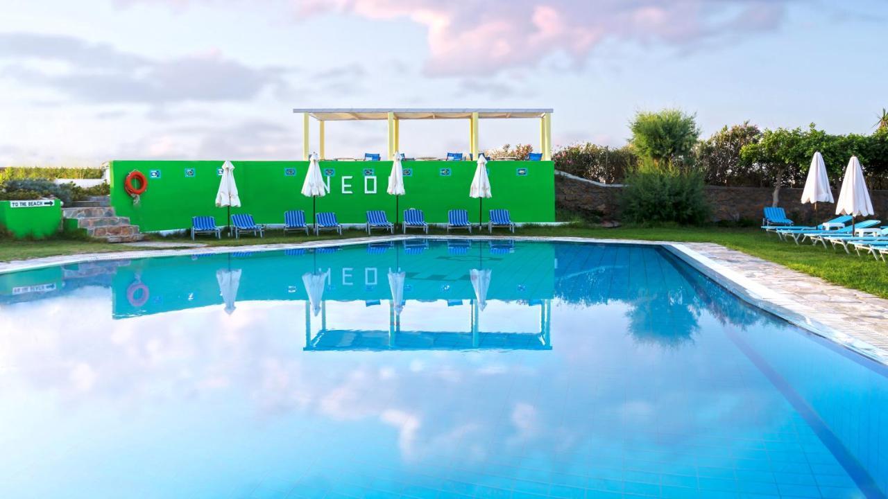 Neon Hotel Stalida Bagian luar foto